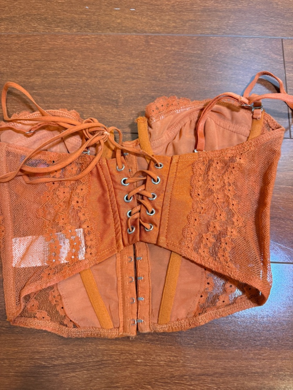Edikted Rust Lace Bustier Corset Top , size S - Picture 4 of 7